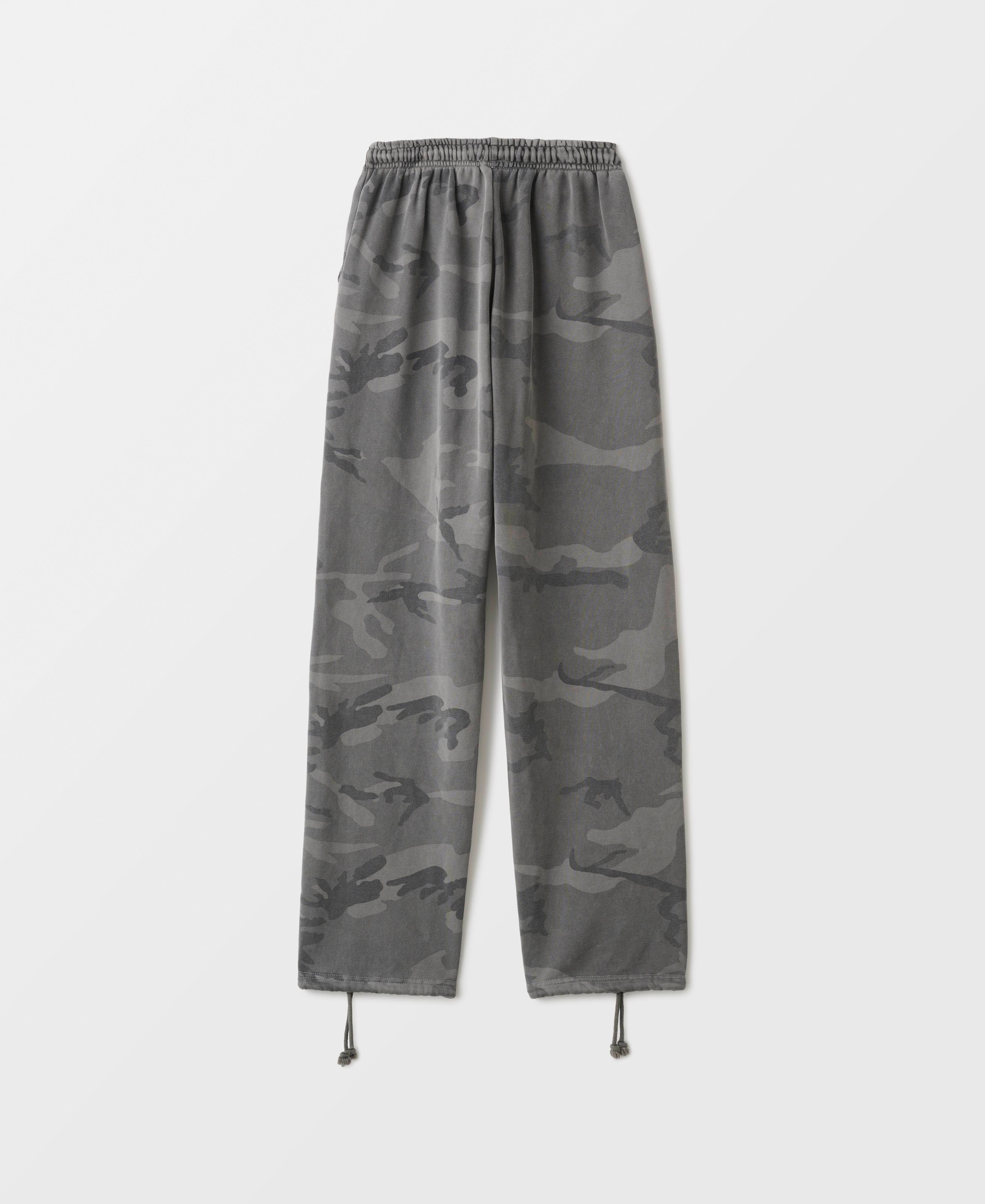 ANTIQUE WASH Camo Sweat Pants | UC
