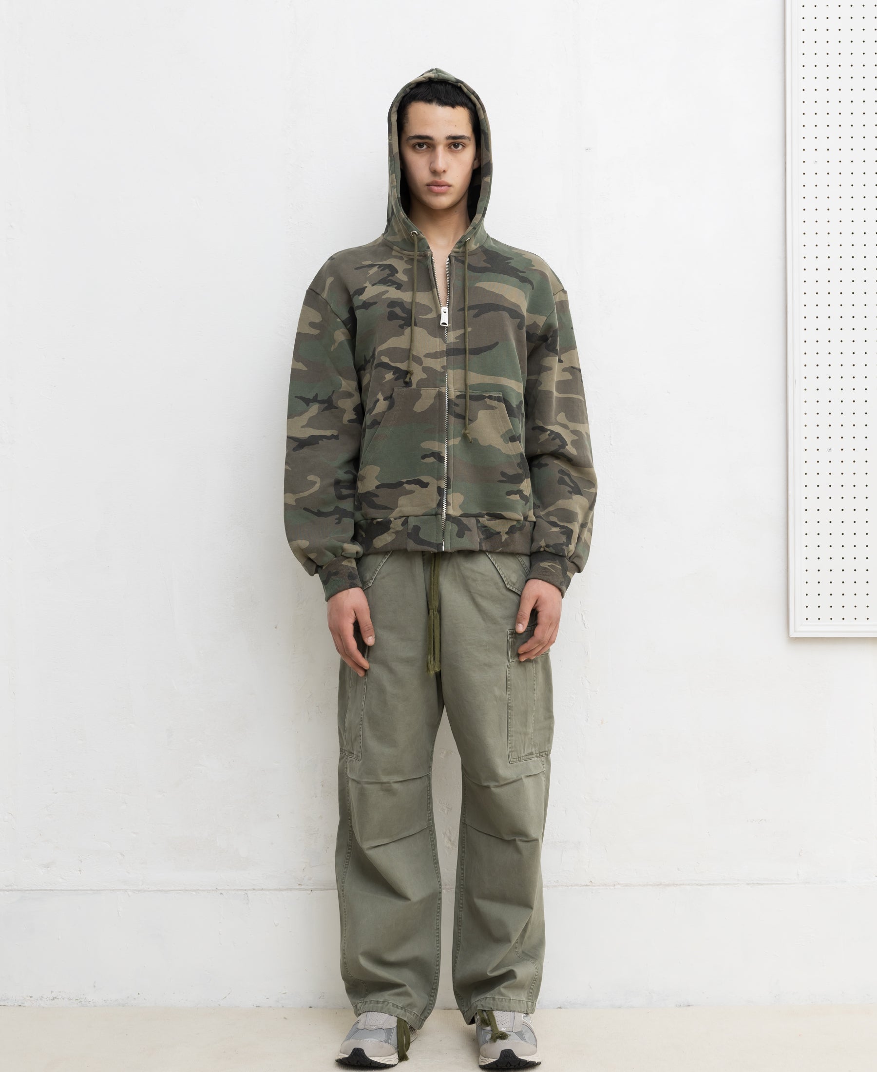 Translation missing: en.products.product.gallery_thumbnail_alt