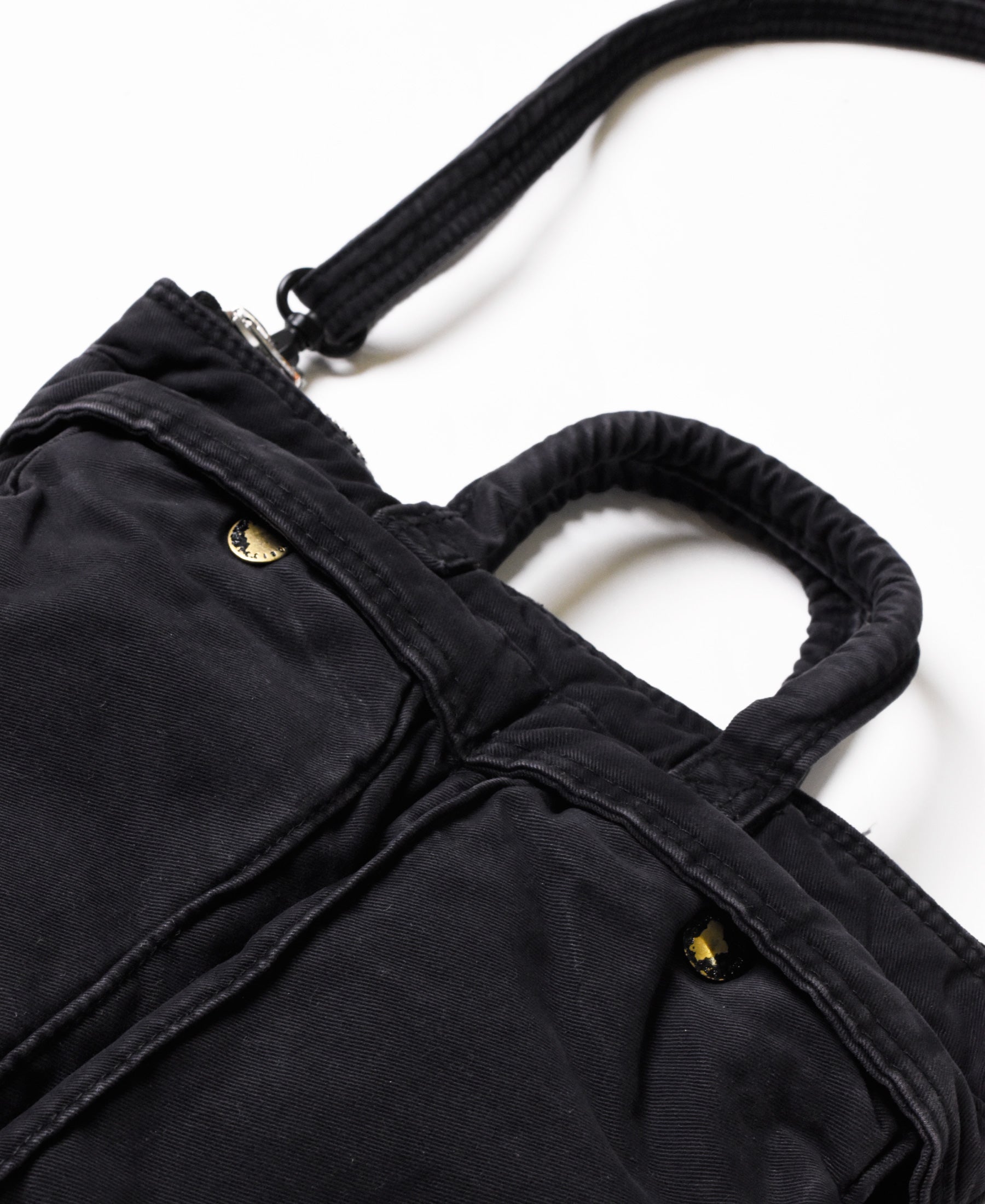 Translation missing: en.products.product.gallery_thumbnail_alt