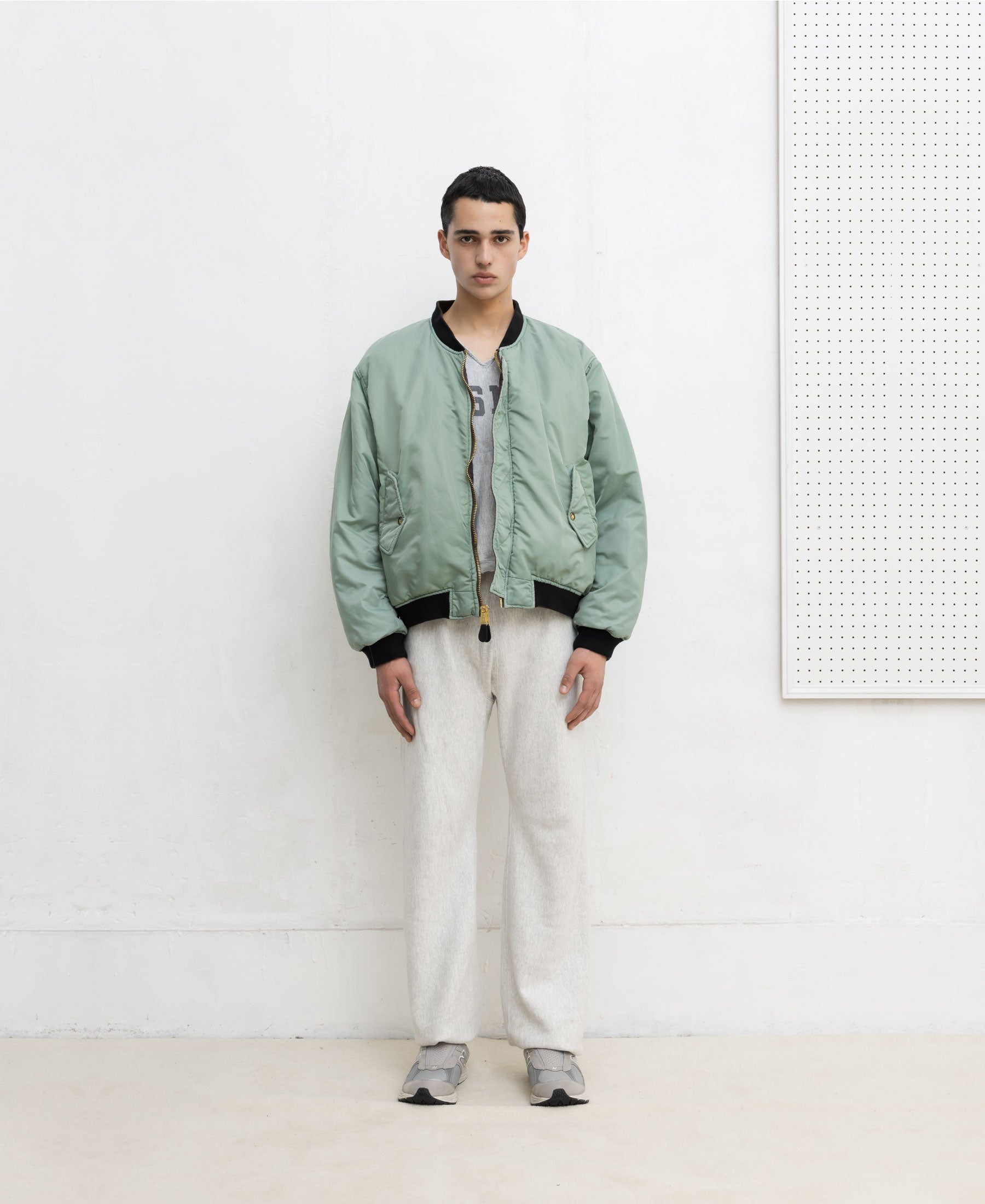 24AW  | GARMENTDYE NYLON BOMBER JACKET - GREEN X BROWN